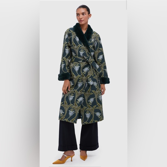 Tuckernuck Jackets & Blazers - Tuckernuck Floral Patterned Women's Coat